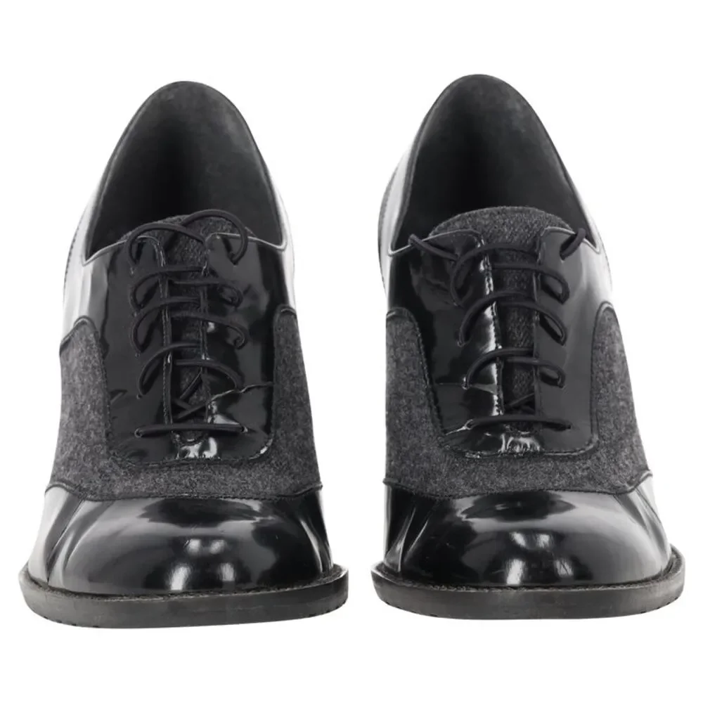 Stuart Weitzman Lace Up Oxford Ankle Boots in Grey Wool_4